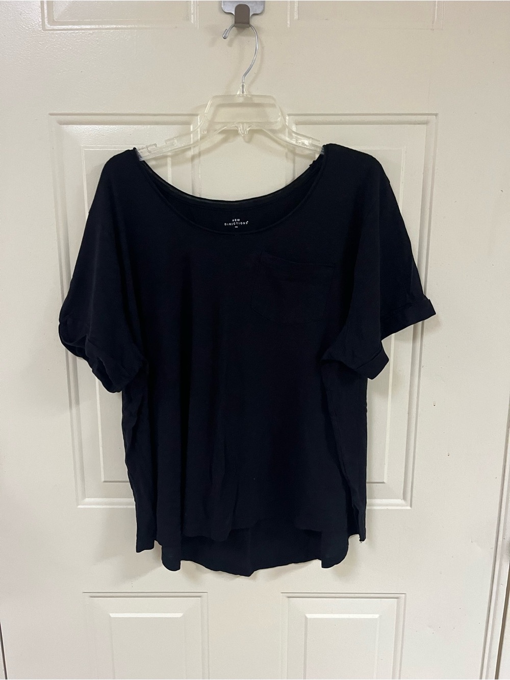 Women's Black Pocket Short-Sleeve Tee